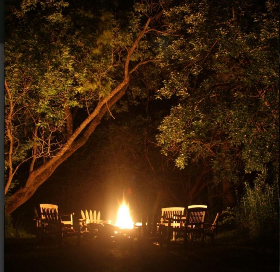 Hayden Creek Inn Springfield Center Ngoại thất bức ảnh